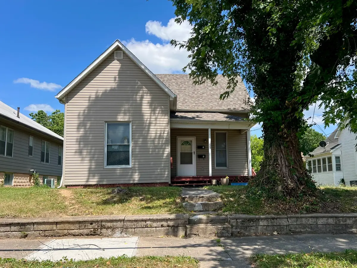 224 S 20th Street, Murphysboro, IL 62966 - #1
