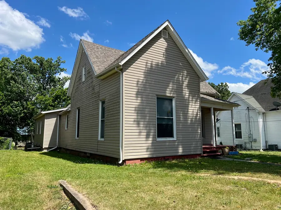 224 S 20th Street, Murphysboro, IL 62966 - #2