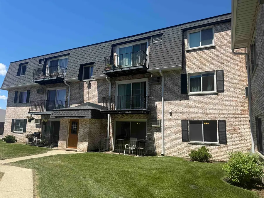 1321 N Baldwin Court #1D, Palatine, IL 60074 - #2