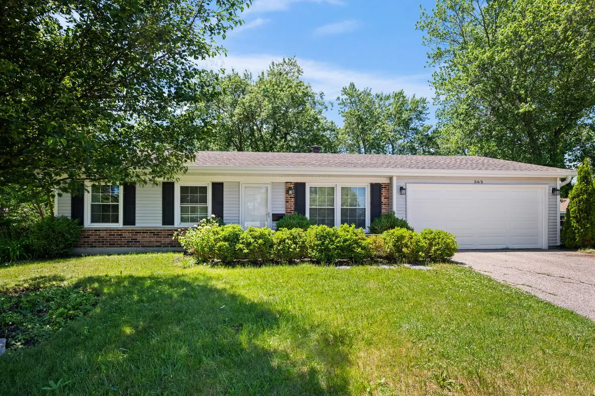 365 Pebble Creek Drive, Lake Zurich, IL 60047 - #1