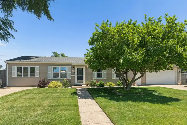 627 Glen Avenue, Romeoville, IL 60446
