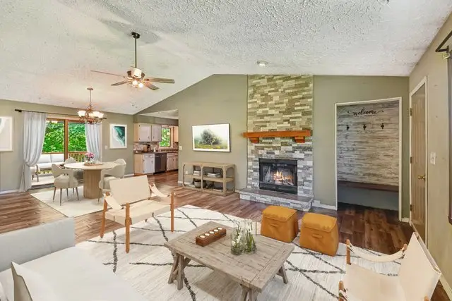 119 London Road, Poplar Grove, IL 61065 - #2