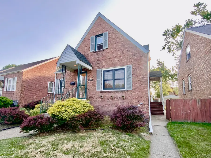18034 Ridgewood Avenue, Lansing, IL 60438 - #2
