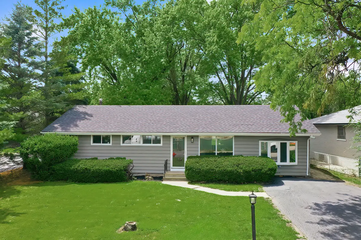 221 Sky Hill Road, Wauconda, IL 60084 - #1