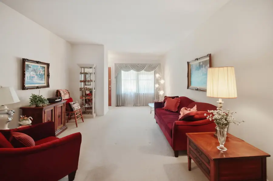 1026 Half Day Road, Highland Park, IL 60035 - #2