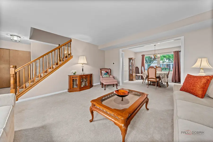 815 Claridge Court, Schaumburg, IL 60193 - #3