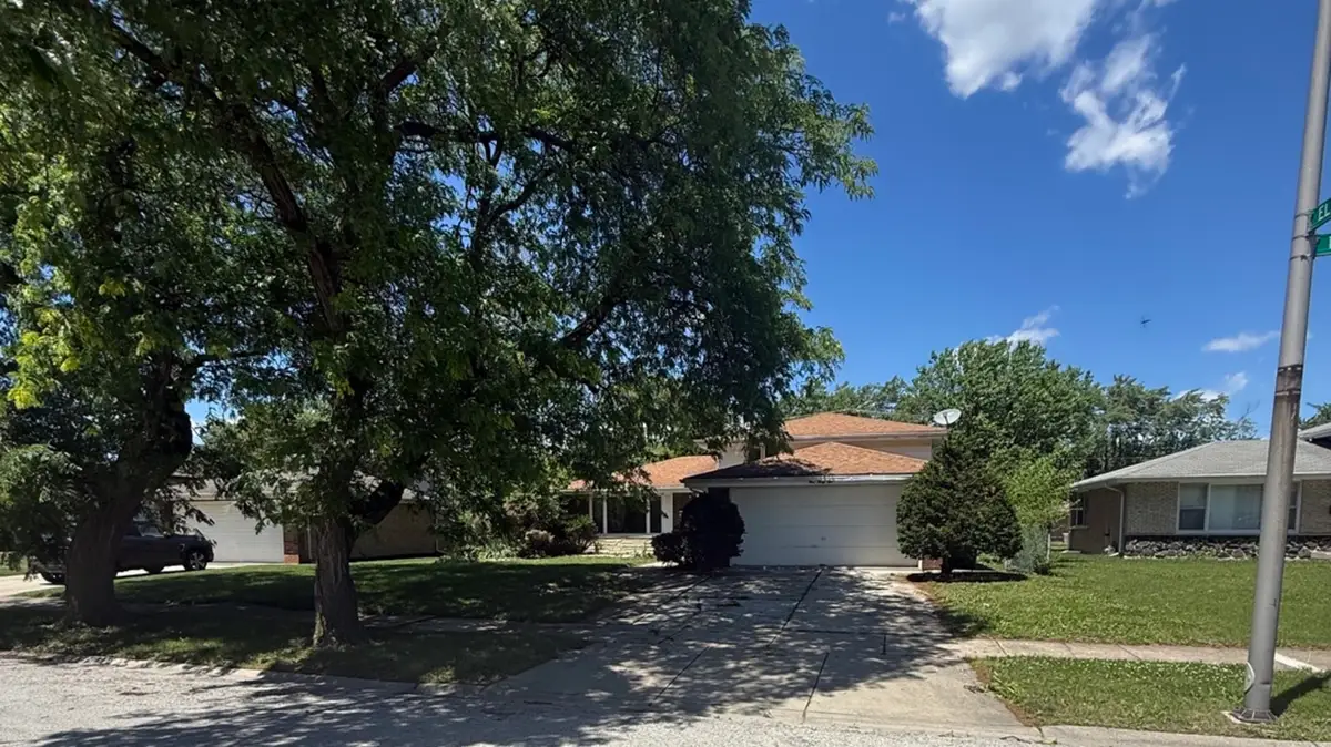 942 E 168th Street, South Holland, IL 60473 - #1