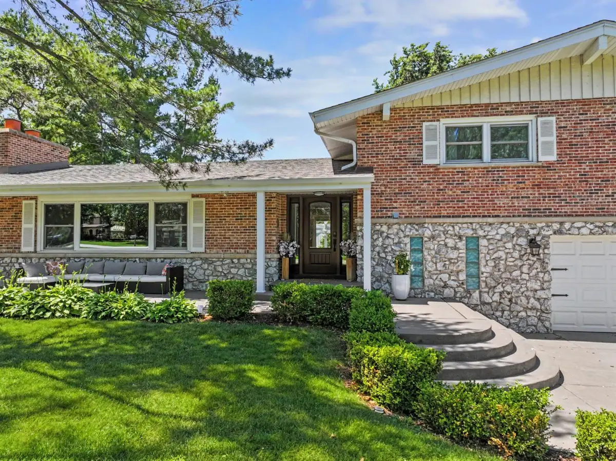 328 Windsor Lane, Inverness, IL 60010 - #1
