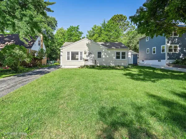 4342 Washington Street, Downers Grove, IL 60515