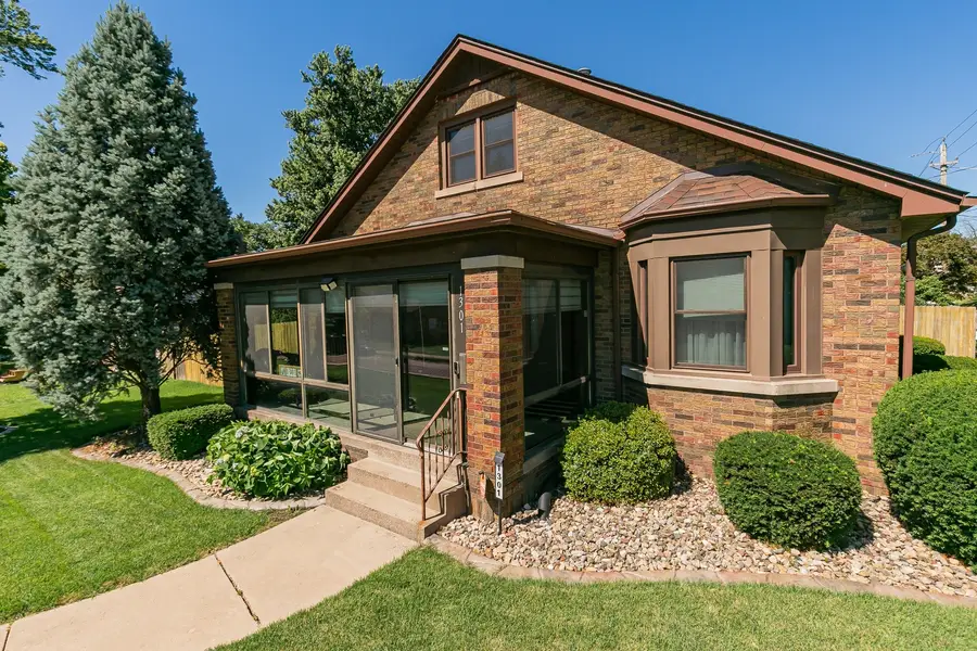 1301 15th Street A Street, Moline, IL 61265 - #2
