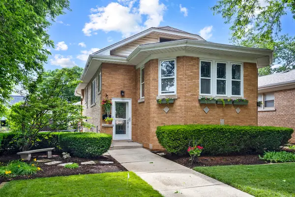 3636 N Paris Avenue, Chicago, IL 60634