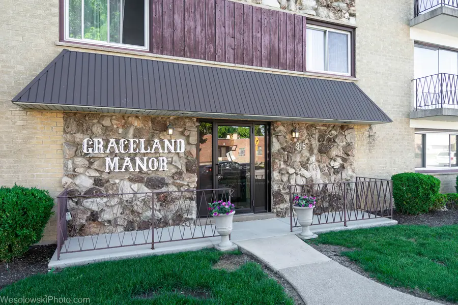 915 Graceland Avenue #1C, Des Plaines, IL 60016 - #2