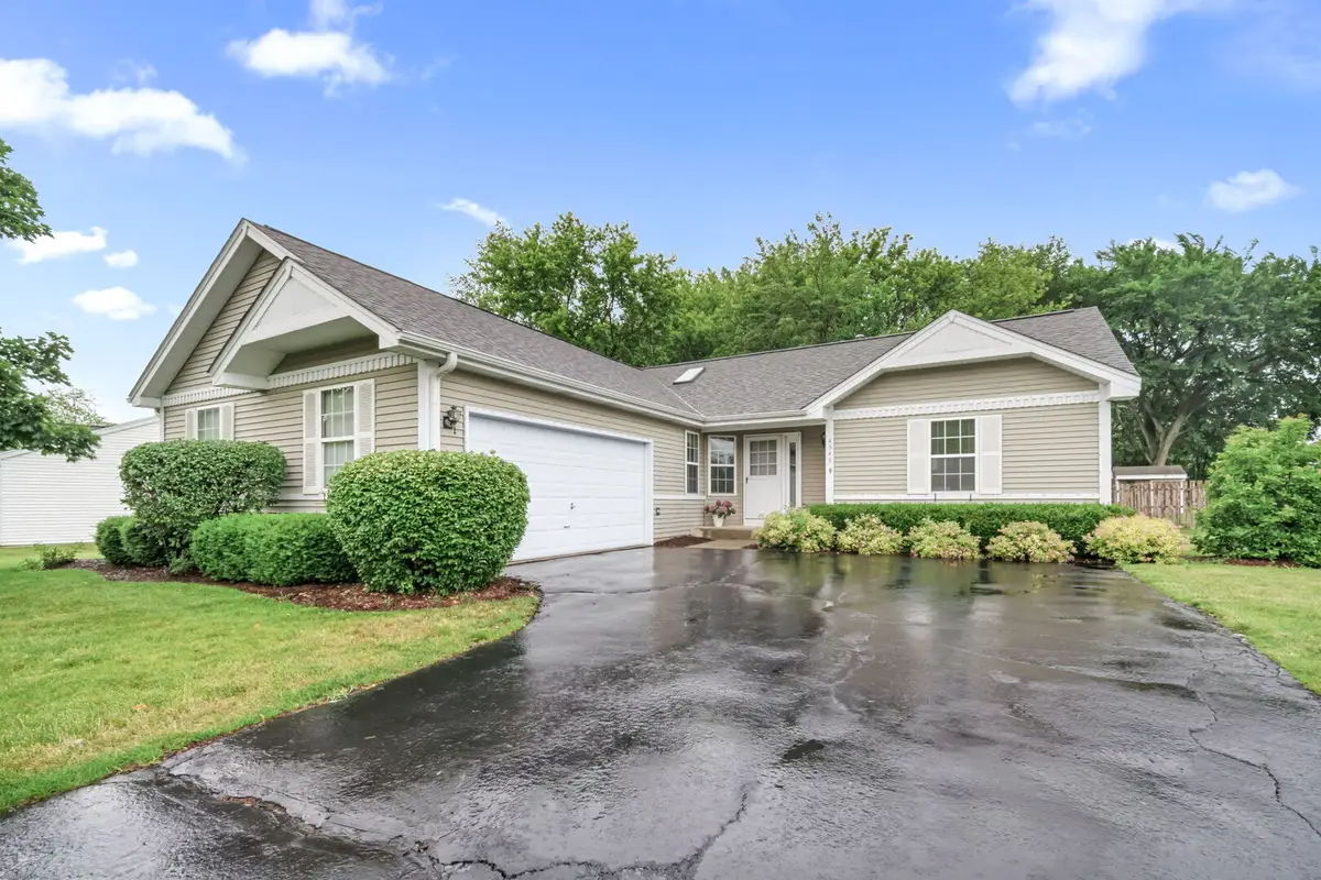 4548 Vista Drive, Island Lake, IL 60042 - #1