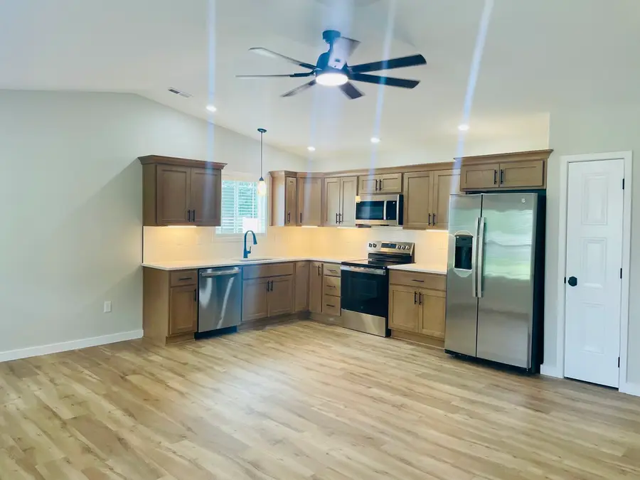 1501 B N Russell Street, Marion, IL 62959 - #3