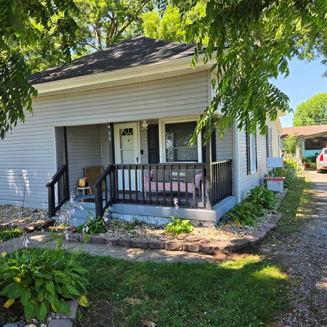903 S Walnut Street, Sesser, IL 62884 - #1