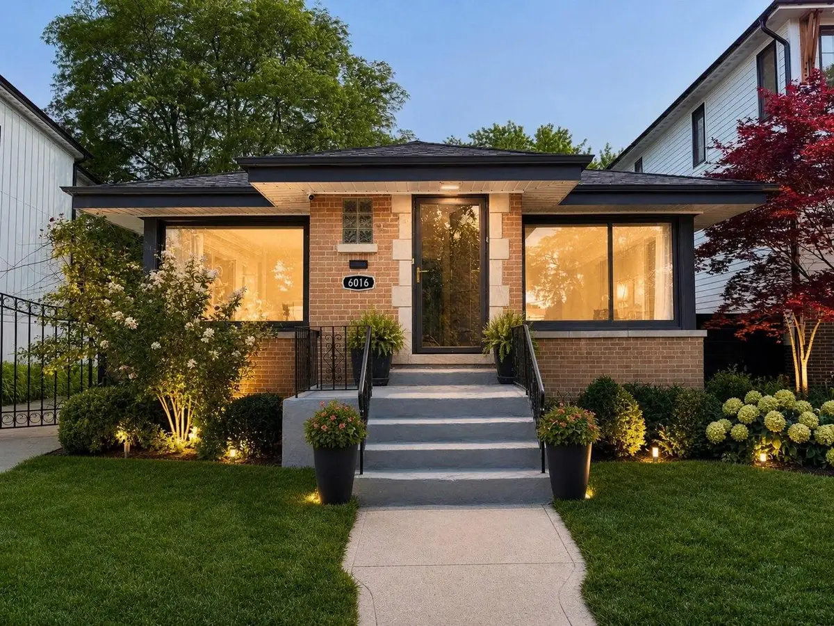 6016 N Ionia Avenue, Chicago, IL 60646 - #1