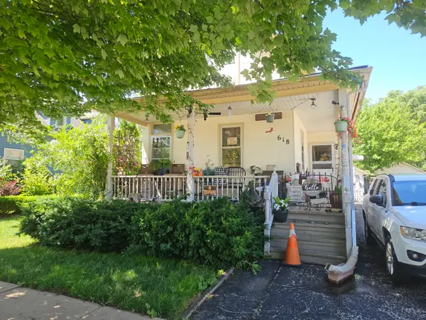 618 Washburn Street, Elgin, IL 60123