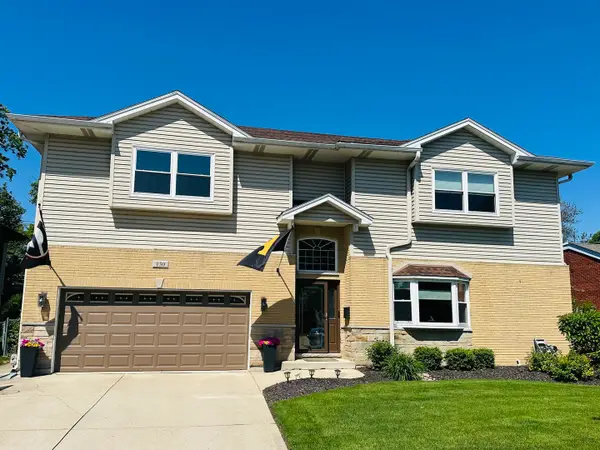 130 S Elm Tree Lane, Elmhurst, IL 60126
