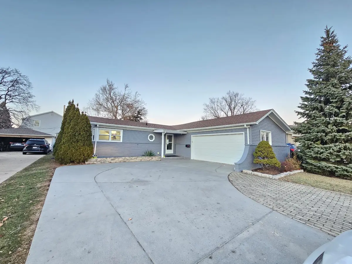 770 Cordial Drive, Des Plaines, IL 60018 - #1