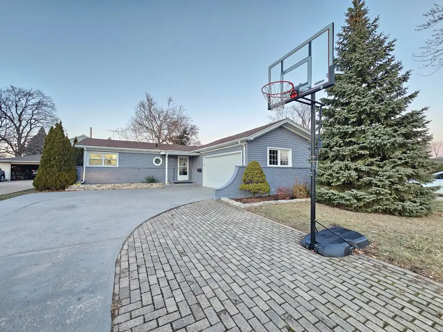 770 Cordial Drive, Des Plaines, IL 60018 - #2