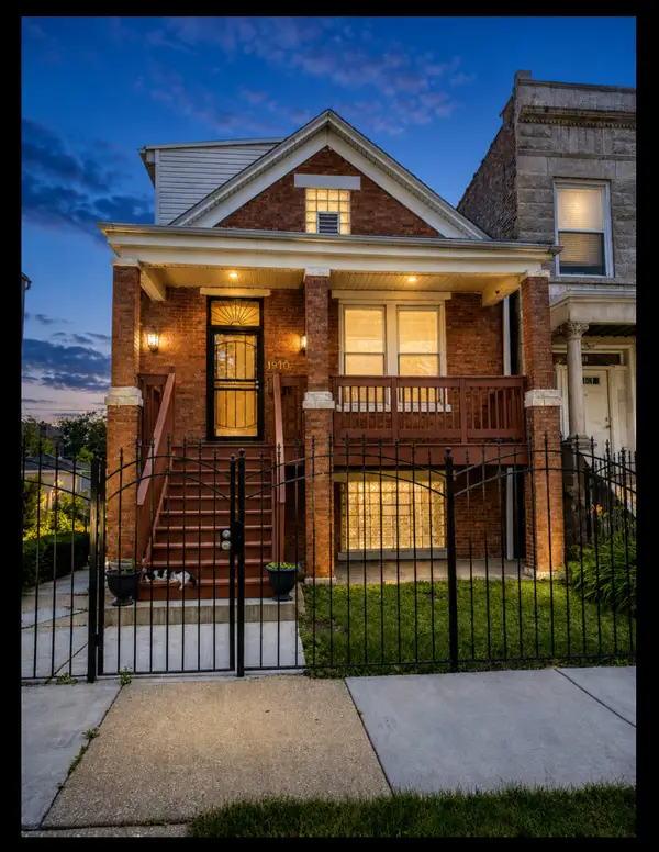 1910 S Troy Street, Chicago, IL 60623