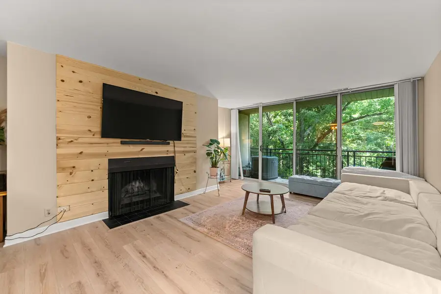 5810 Oakwood Drive #3F, Lisle, IL 60532 - #3