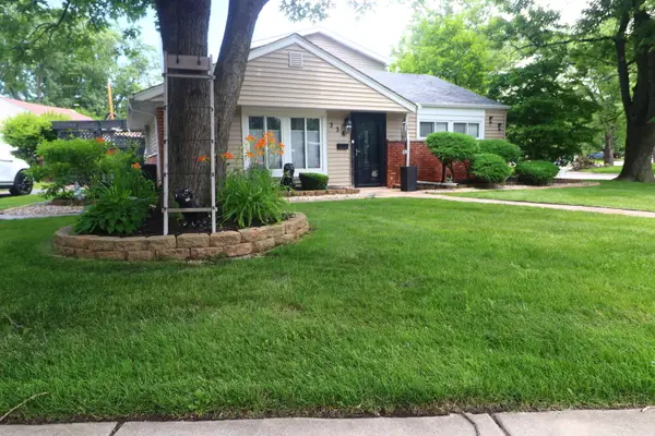 338 Mohawk Street, Park Forest, IL 60466
