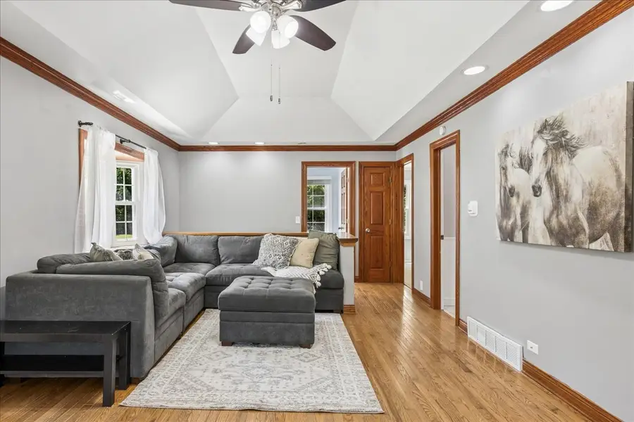 116 Valley Drive, Oakwood Hills, IL 60013 - #3