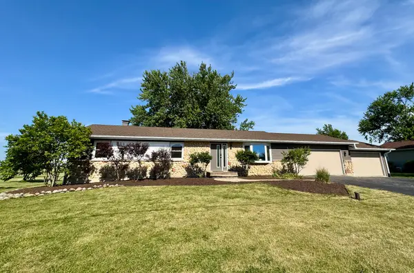 19402 Hahn Drive, DeKalb, IL 60115