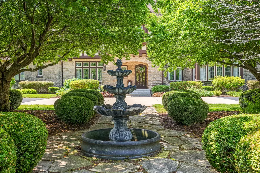 2407 W Galena Avenue, Freeport, IL 61032 - #2