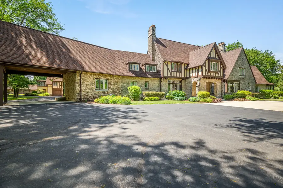 2407 W Galena Avenue, Freeport, IL 61032 - #3