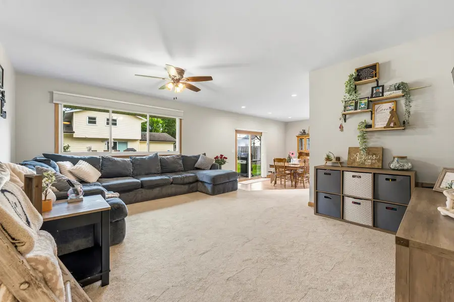 927 E Sayles Drive, Palatine, IL 60074 - #2