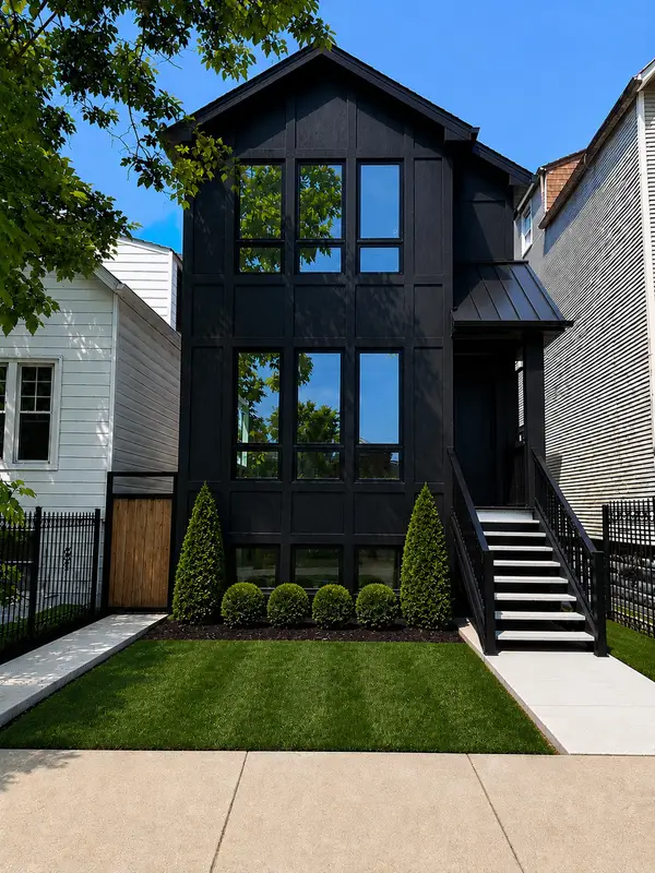 1830 N Saint Louis Avenue, Chicago, IL 60647