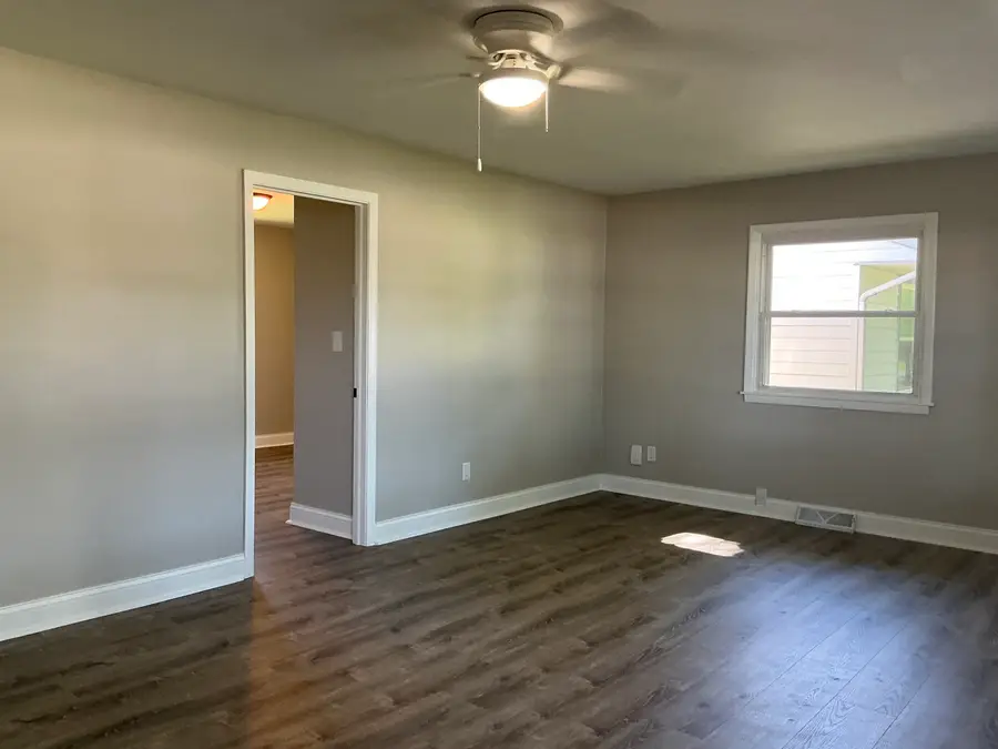 510 W Austin Street, Tolono, IL 61880 - #2