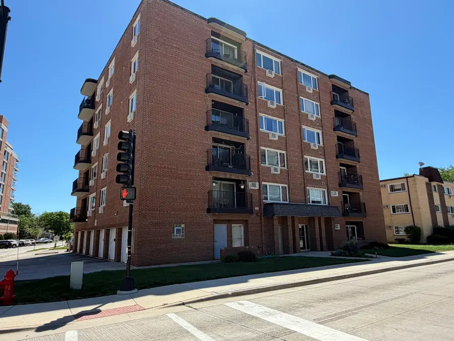 659 Des Plaines Avenue #5D, Des Plaines, IL 60016 - #2
