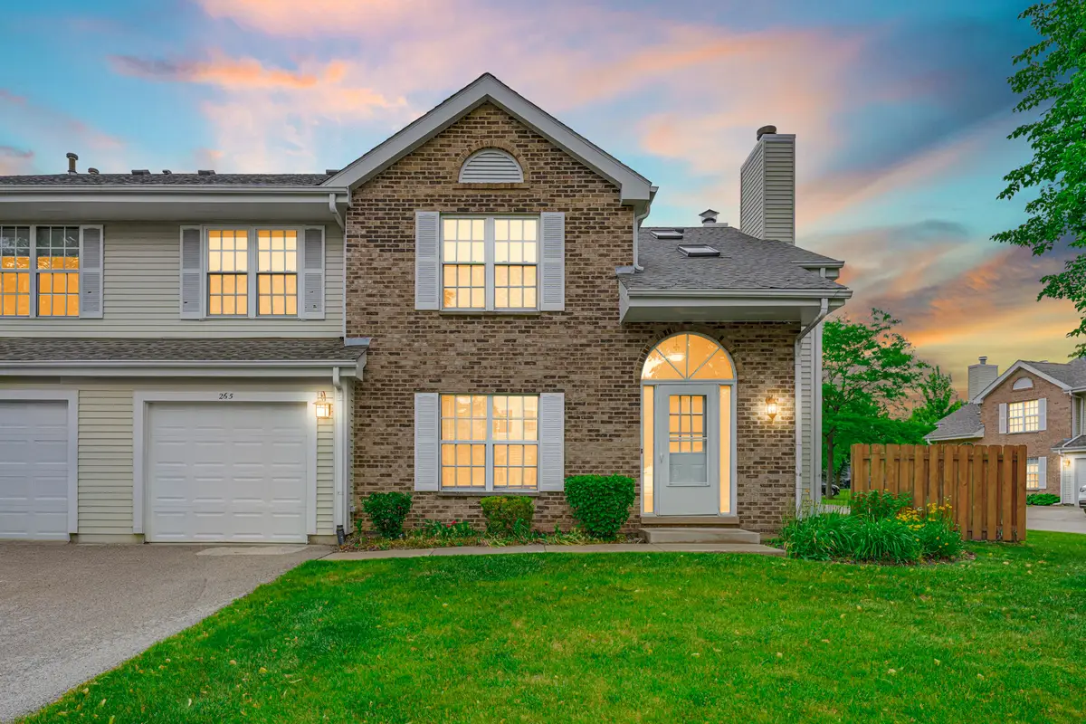 265 Yorkshire Court, Gurnee, IL 60031 - #1