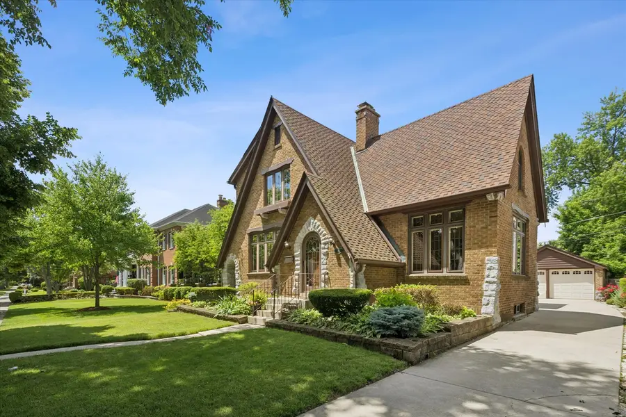 440 S Prospect Avenue, Elmhurst, IL 60126 - #2