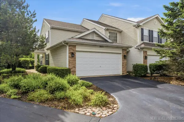 2471 Stoughton Circle #2471, Aurora, IL 60502