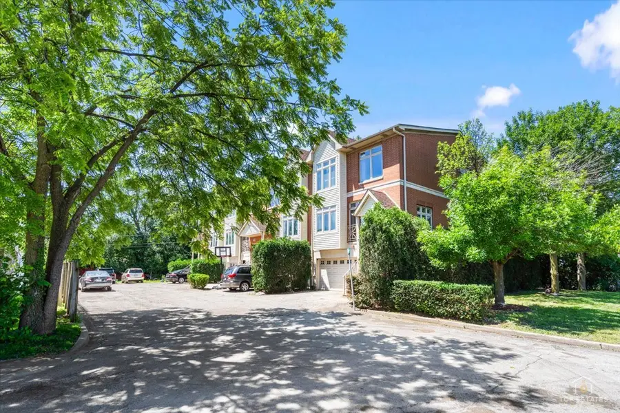 7137 Golf Road, Morton Grove, IL 60053 - #2