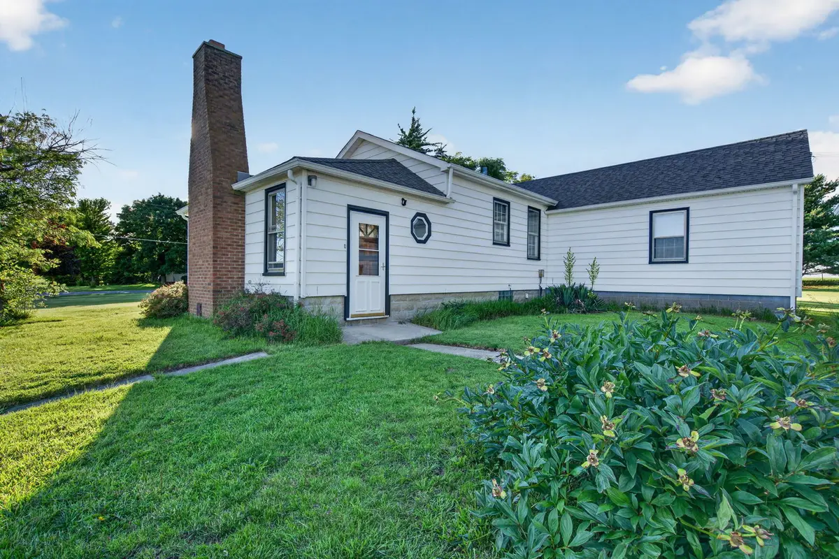 7950 W Eagle Lake Road, Peotone, IL 60468 - #1