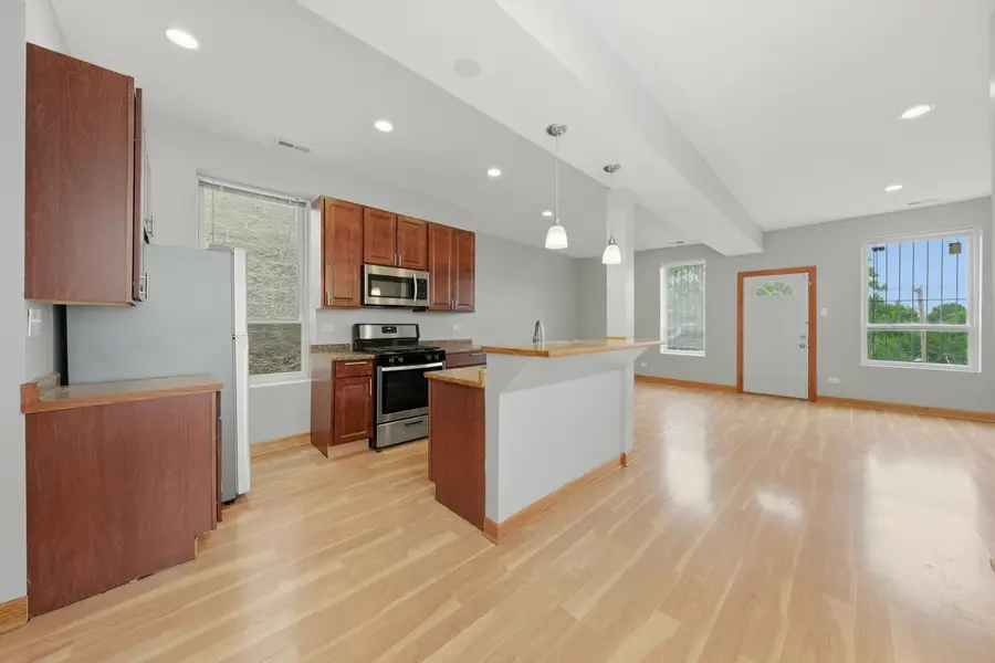 4030 S Indiana Avenue, Chicago, IL 60653 - #3