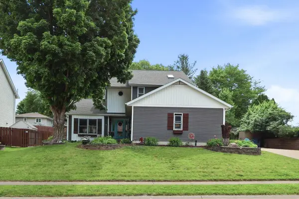 4367 Winston Place, Bettendorf, IA 52722
