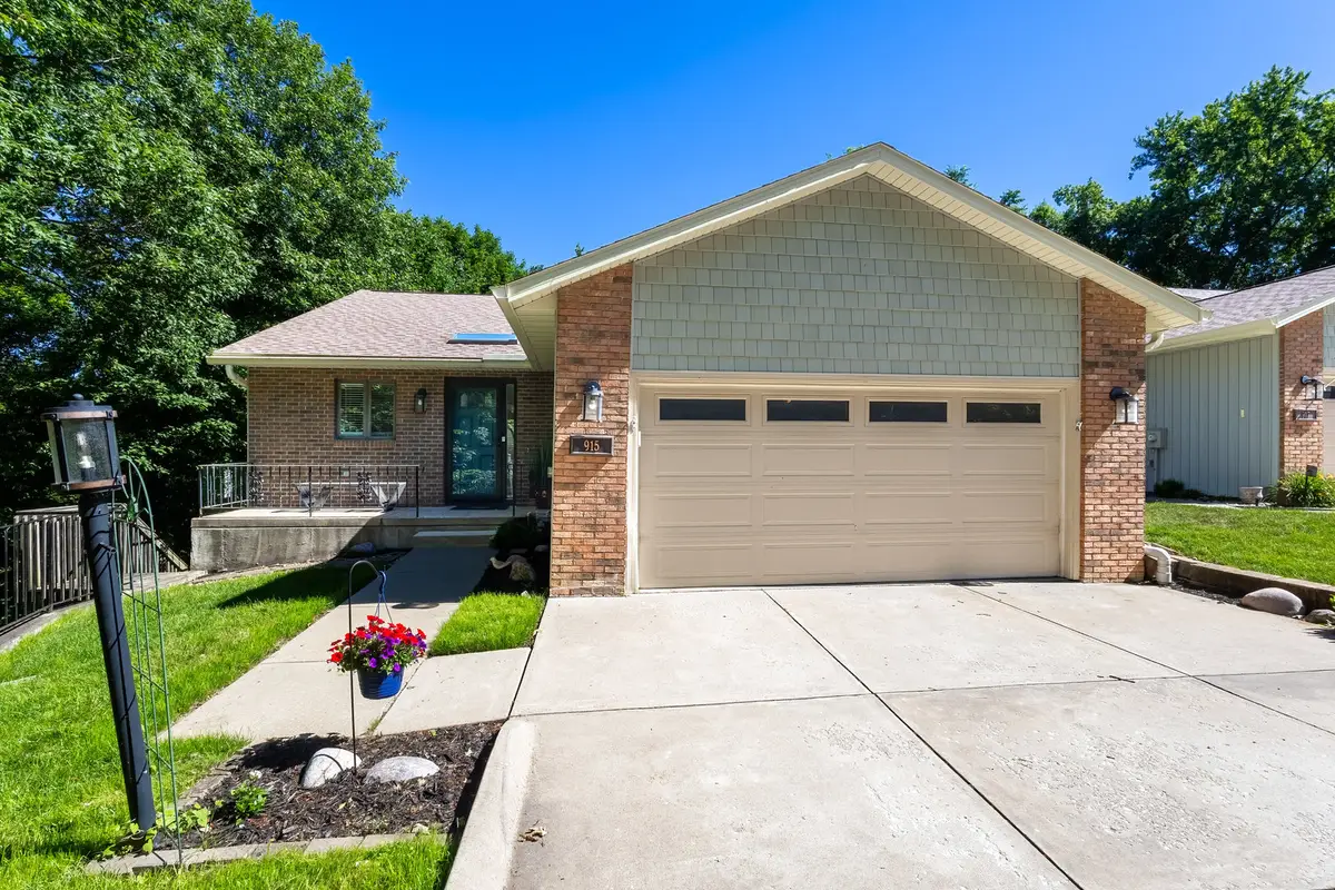 915 23rd Avenue #6, East Moline, IL 61244 - #1
