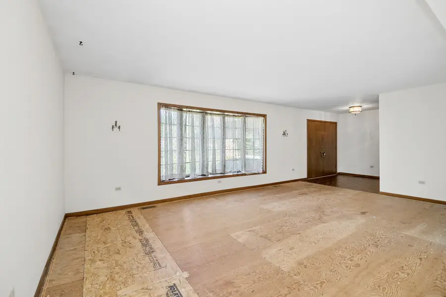 14015 S Cherokee Trail, Homer Glen, IL 60491 - #3