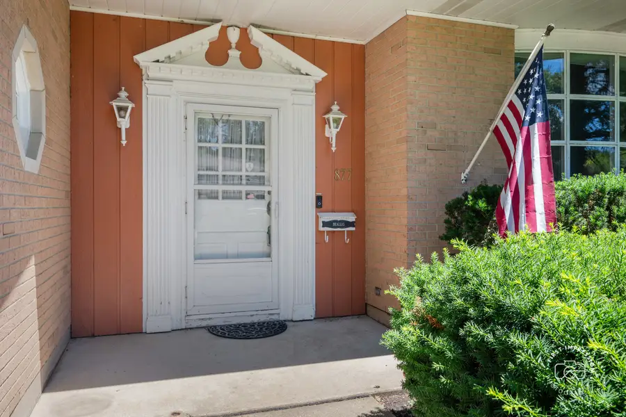 877 N Fordham Avenue, Aurora, IL 60506 - #2