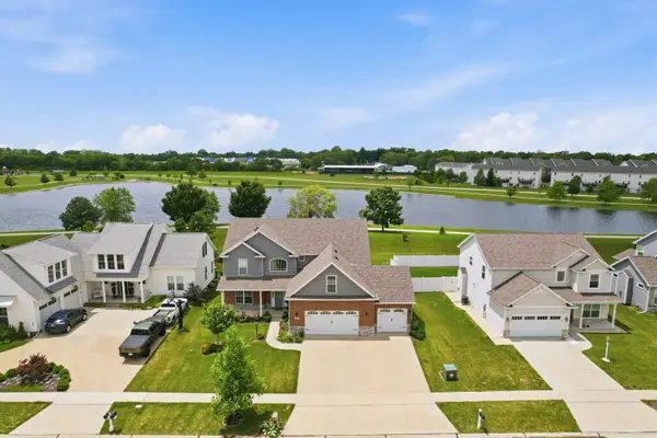 311 Bradford Avenue, Savoy, IL 61874