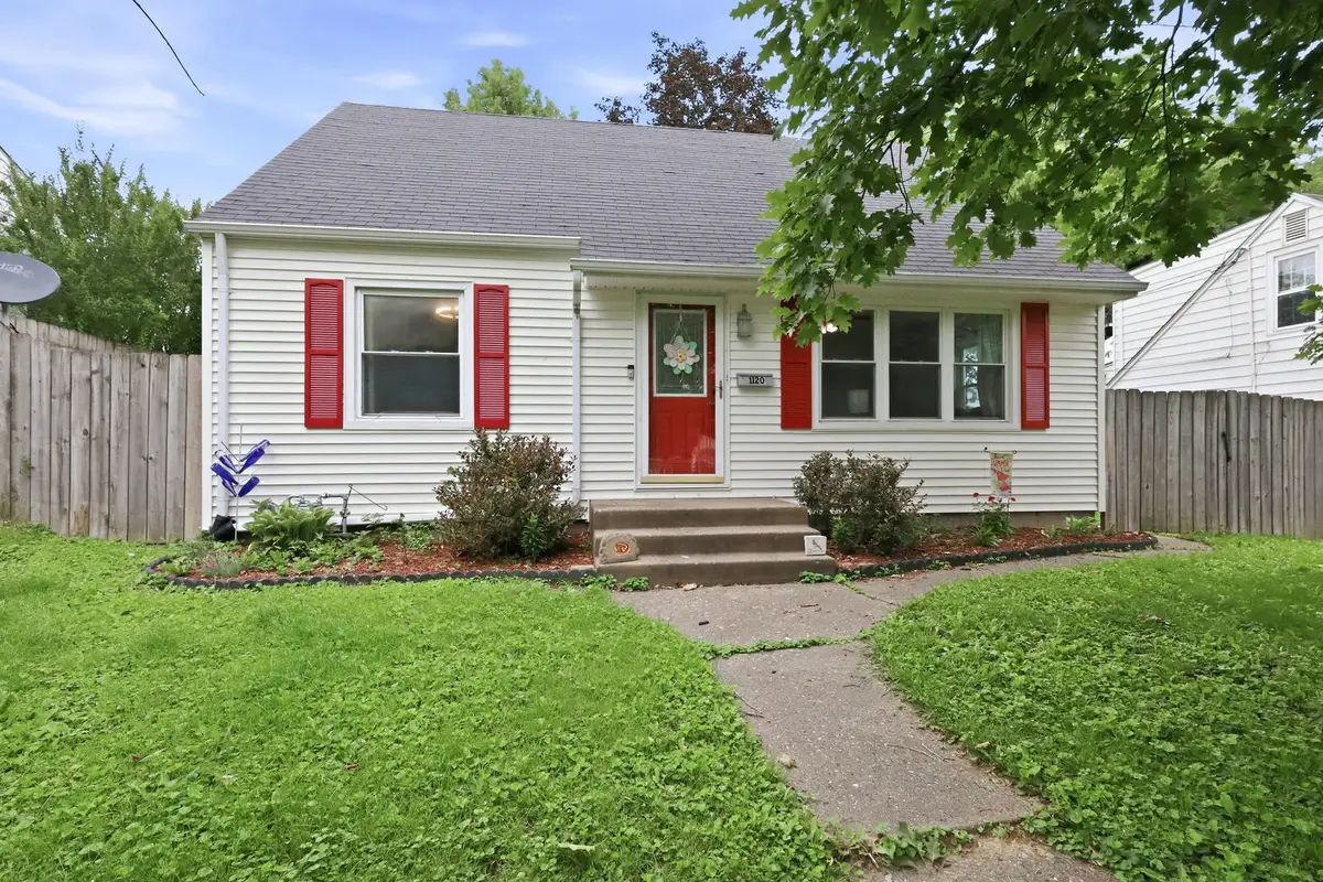 1120 W Lombard Street, Davenport, IA 52804 - #1