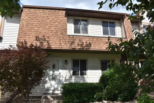 4715 11th Street #9, East Moline, IL 61244