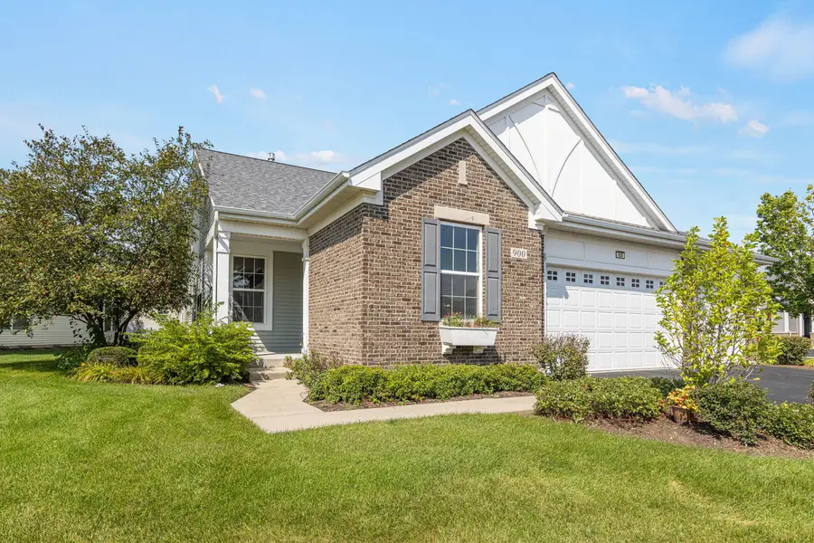 900 Scottsdale Drive, Hampshire, IL 60140 - #2