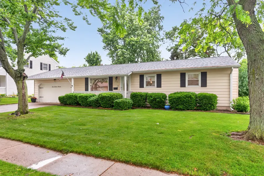 633 Emmert Drive, Sycamore, IL 60178 - #2